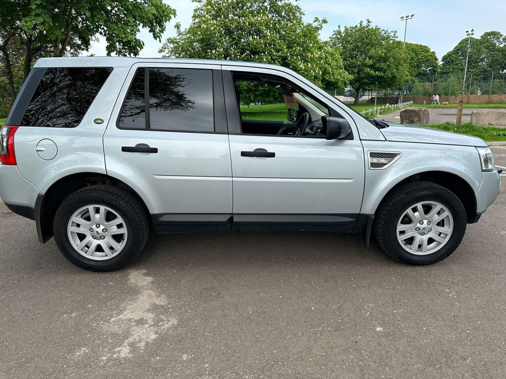 LAND ROVER FREELANDER 2