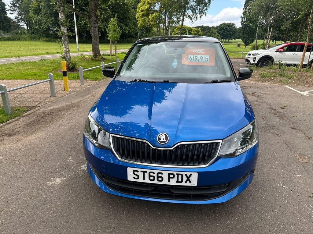 View SKODA FABIA 1.2 TSI Colour Edition