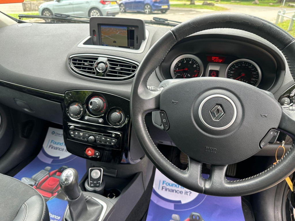 RENAULT CLIO
