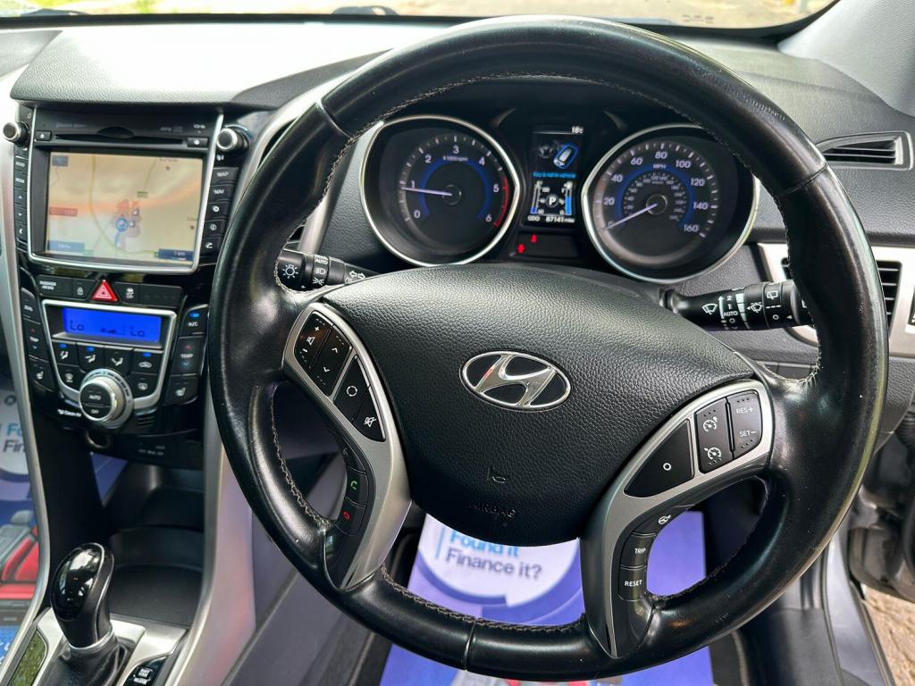 HYUNDAI I30