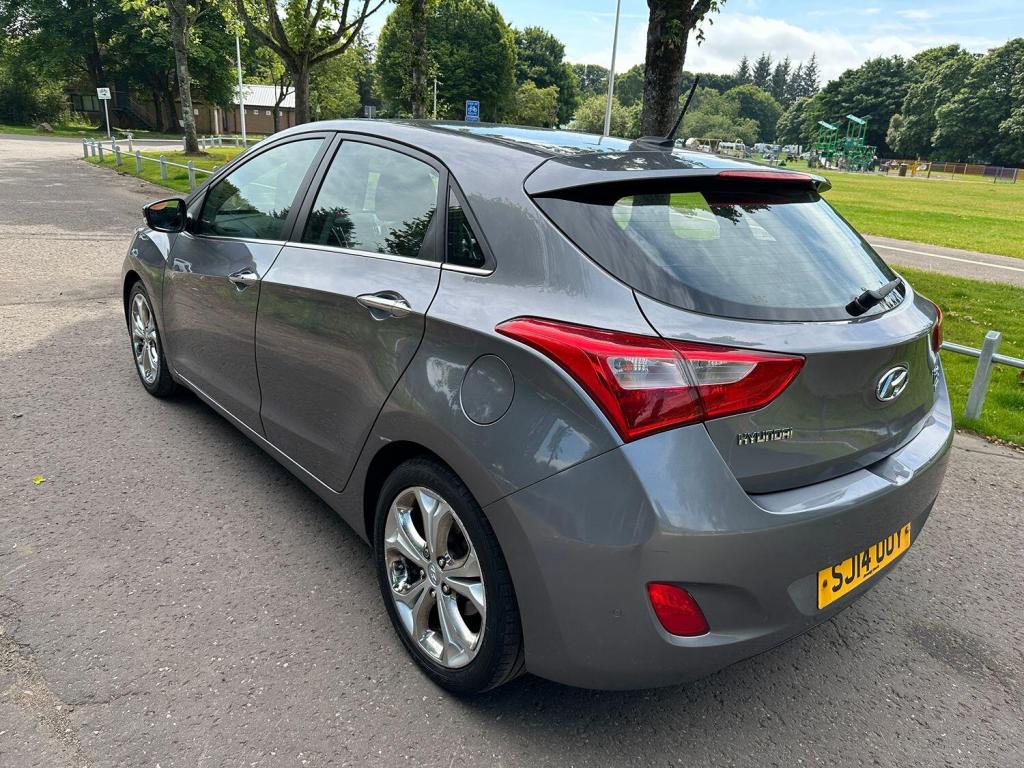 HYUNDAI I30