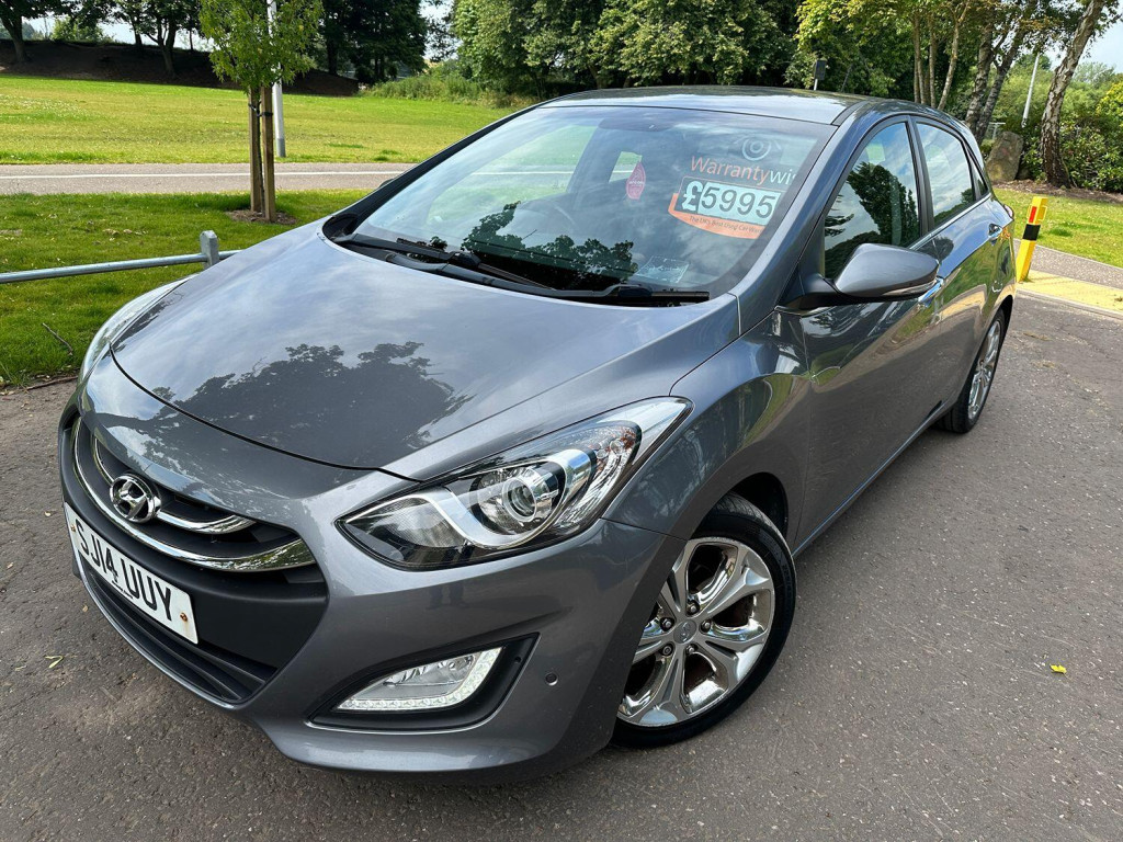 View HYUNDAI I30 1.6 CRDi Premium