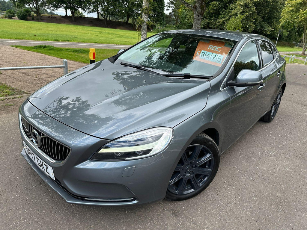 View VOLVO V40 2.0 Inscription D2