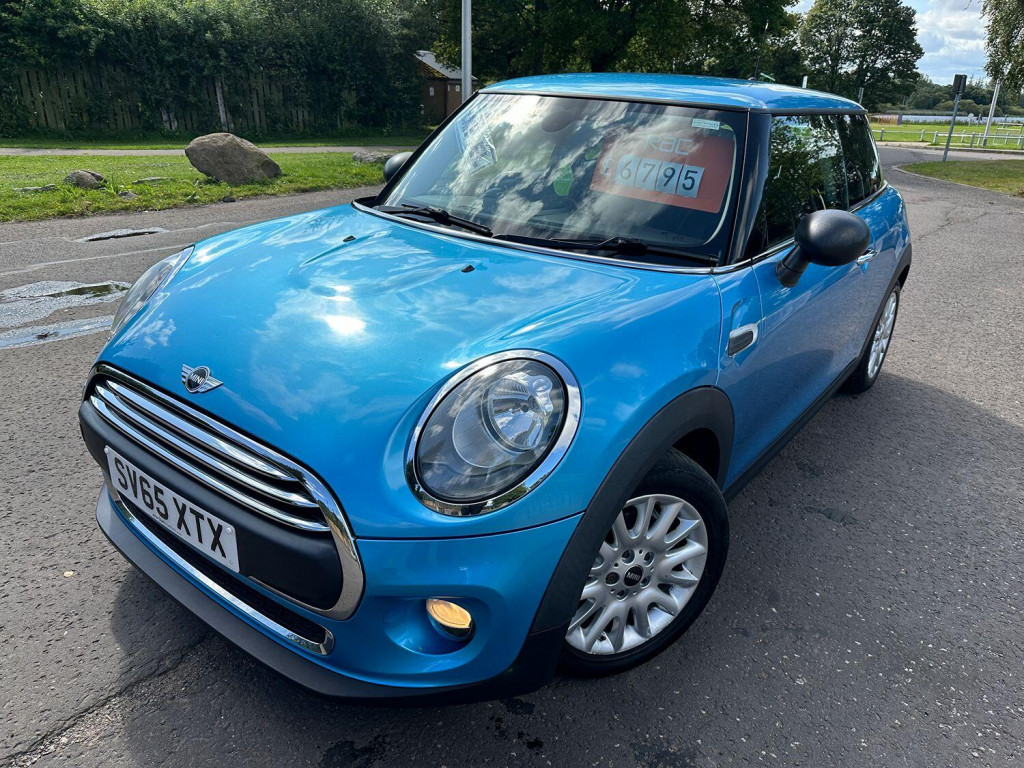 View MINI HATCH 1.5 One D 3-Door Hatch