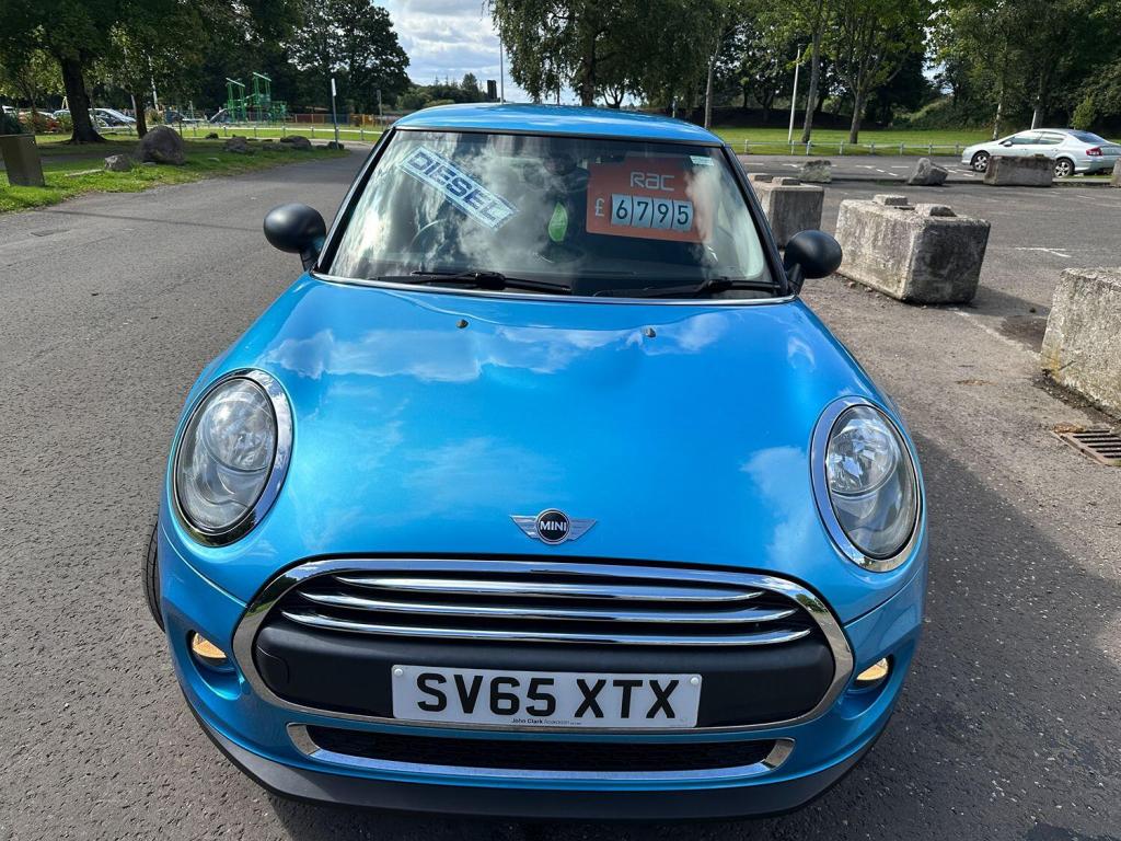 View MINI HATCH 1.5 One D 3-Door Hatch