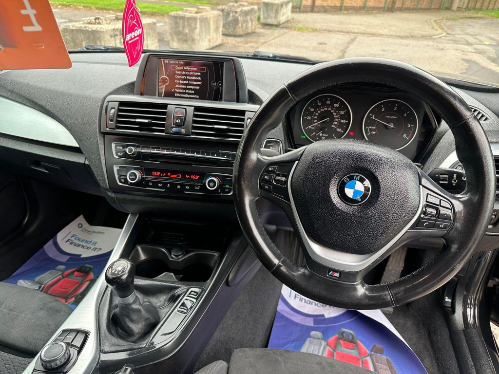 BMW 1 SERIES