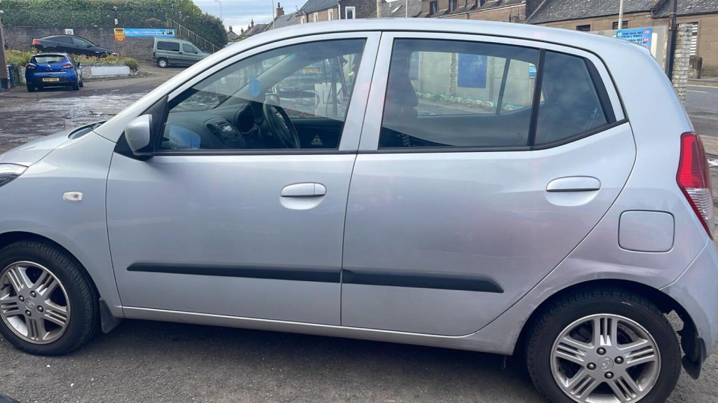 View HYUNDAI I10 1.2 Comfort