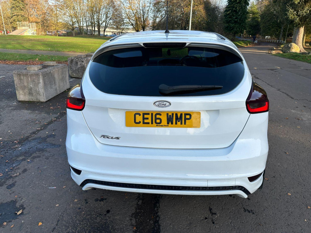 FORD FOCUS