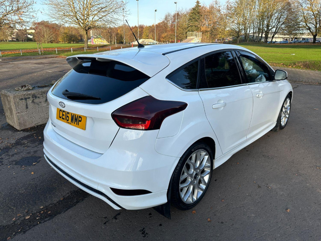 FORD FOCUS