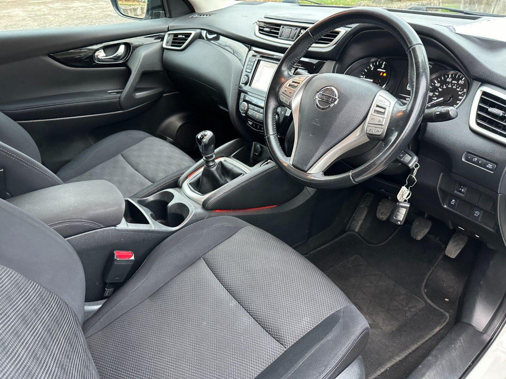 NISSAN QASHQAI