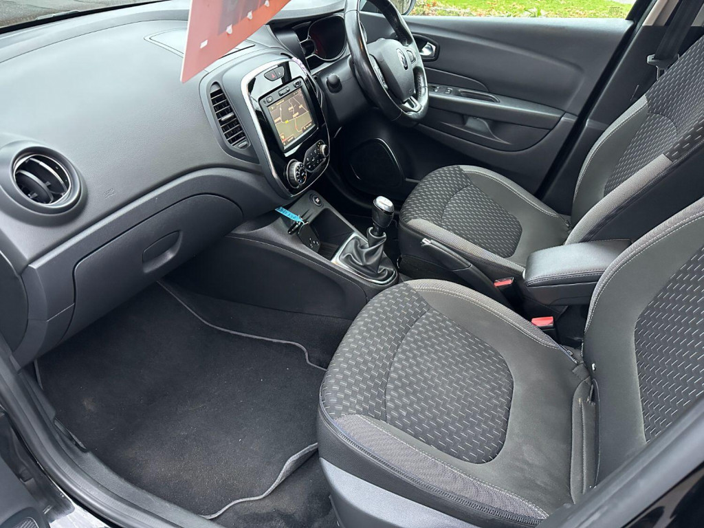 RENAULT CAPTUR