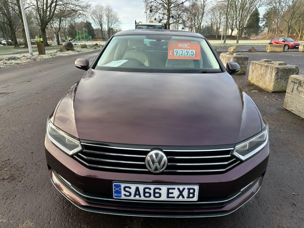 View VOLKSWAGEN PASSAT 2.0 TDI BlueMotion Tech GT
