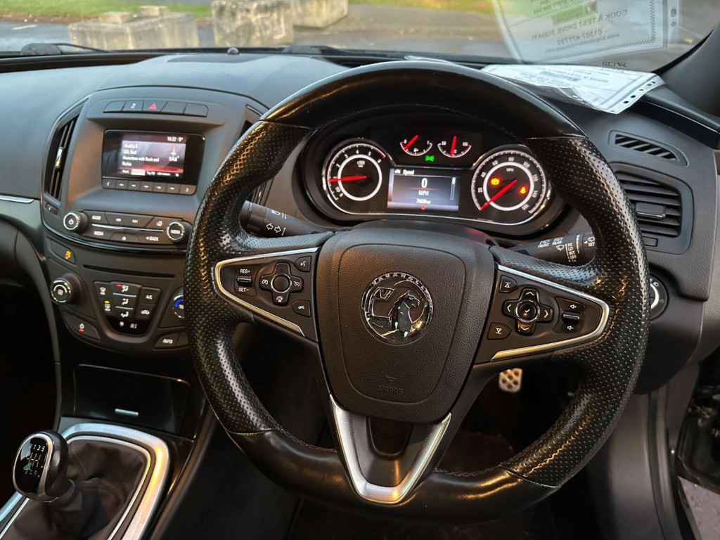 VAUXHALL INSIGNIA