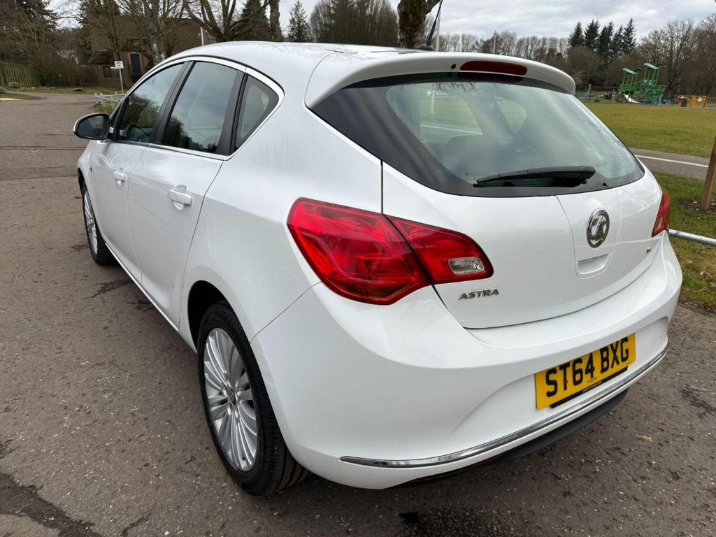 VAUXHALL ASTRA