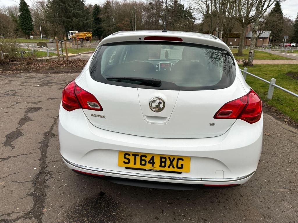 VAUXHALL ASTRA