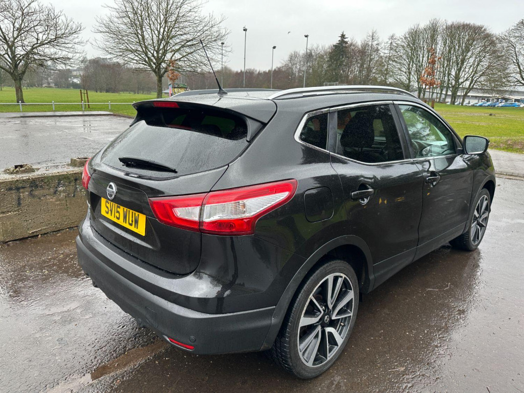 NISSAN QASHQAI