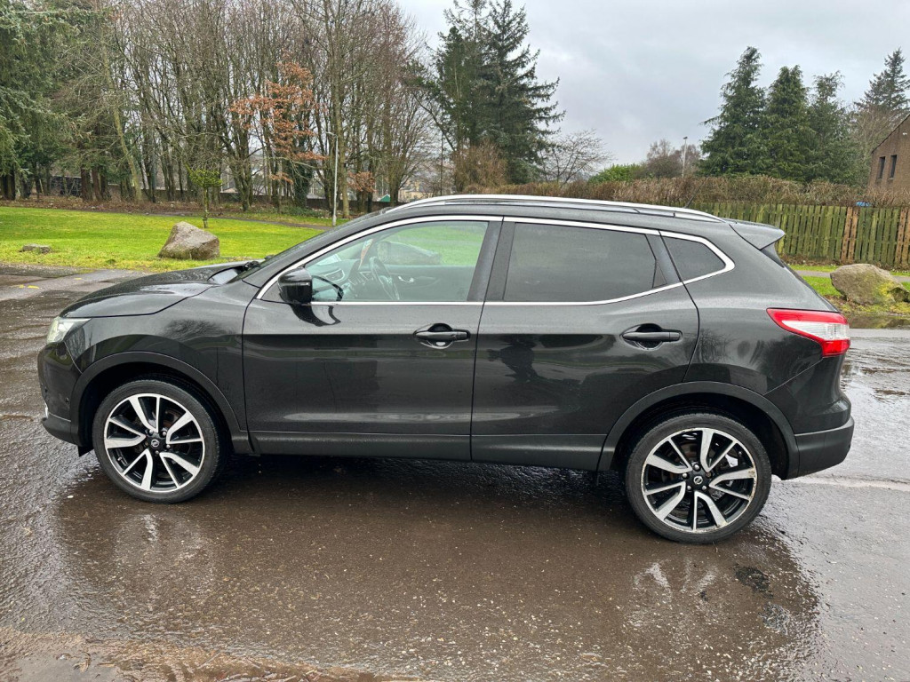 NISSAN QASHQAI