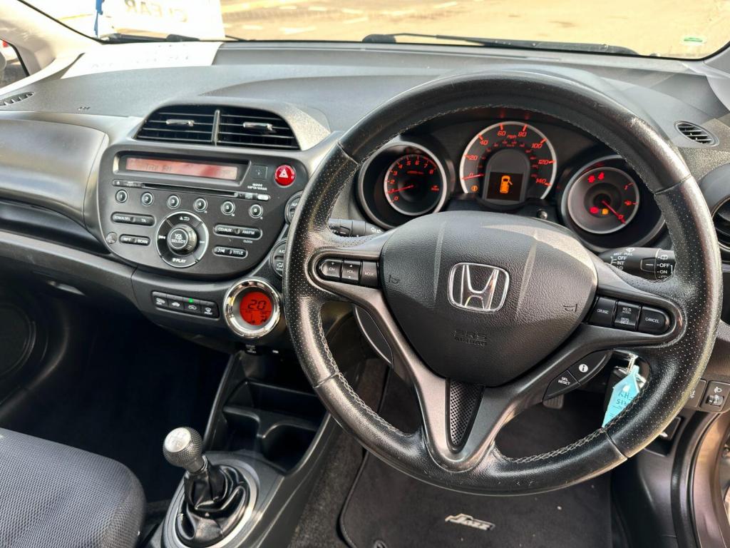 HONDA JAZZ