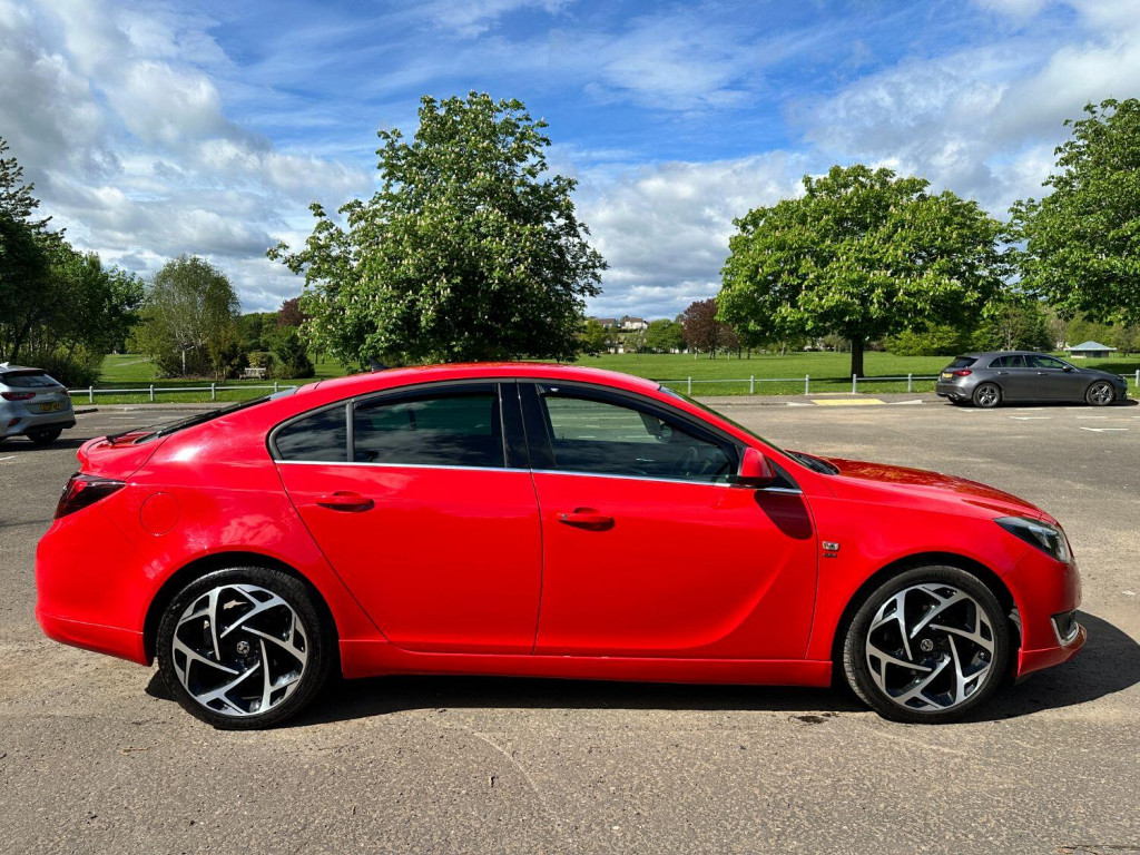 VAUXHALL INSIGNIA