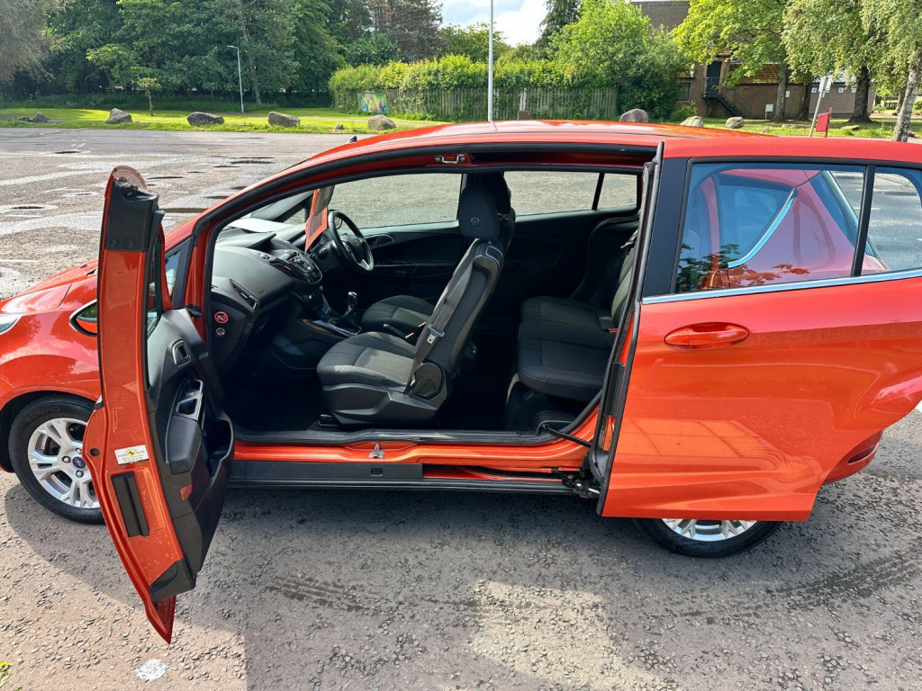 FORD B-MAX