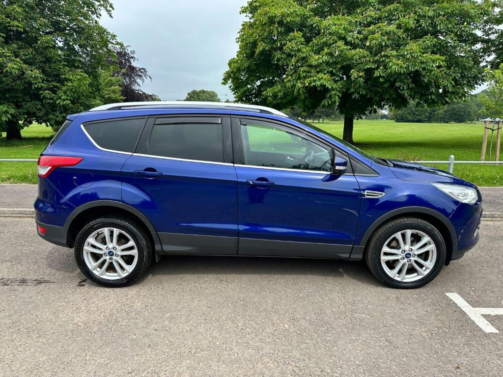 FORD KUGA