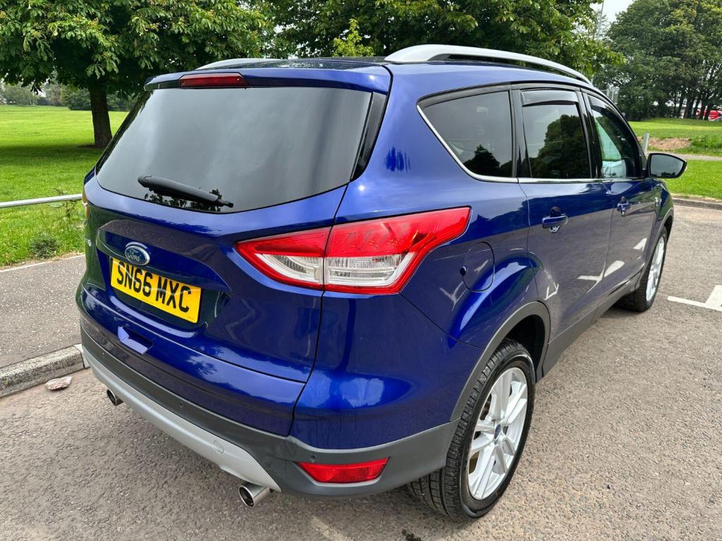 FORD KUGA