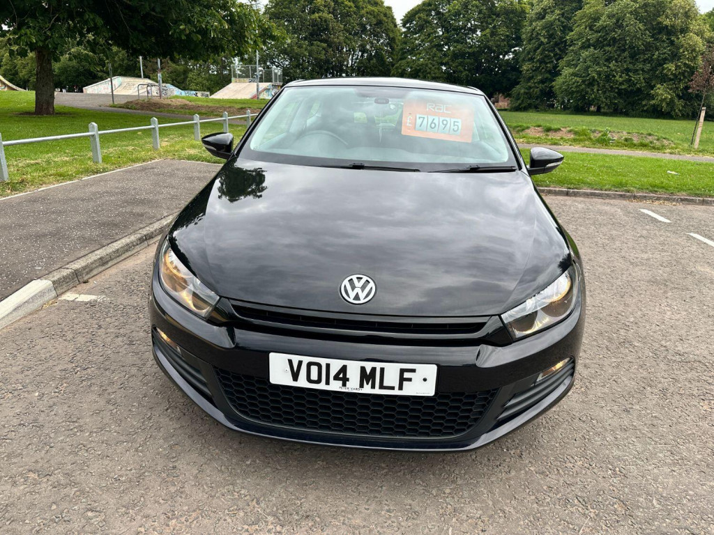 View VOLKSWAGEN SCIROCCO 2.0 TDI BlueMotion Tech