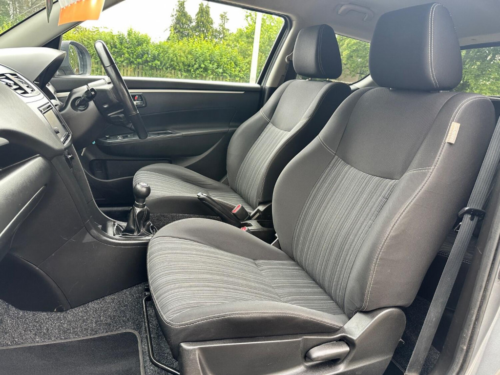 SUZUKI SWIFT