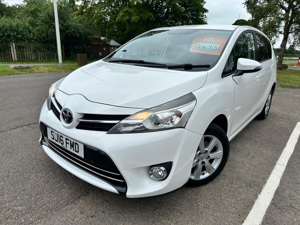 View TOYOTA VERSO 1.6 D-4D Icon **7 SEATS**