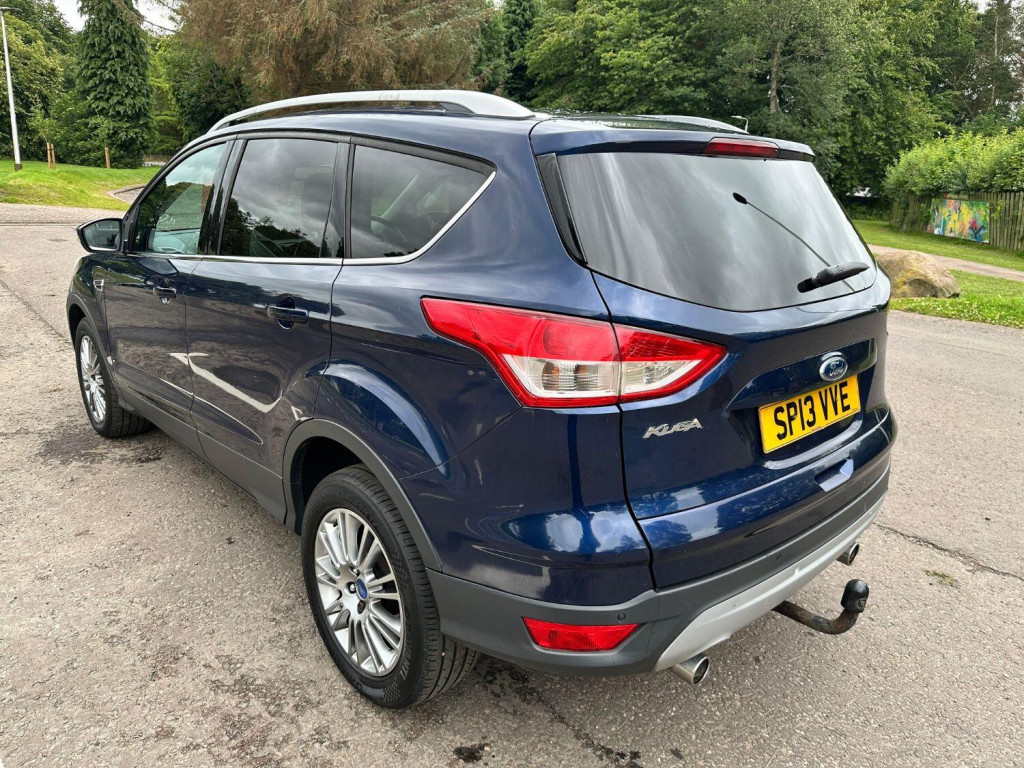 FORD KUGA