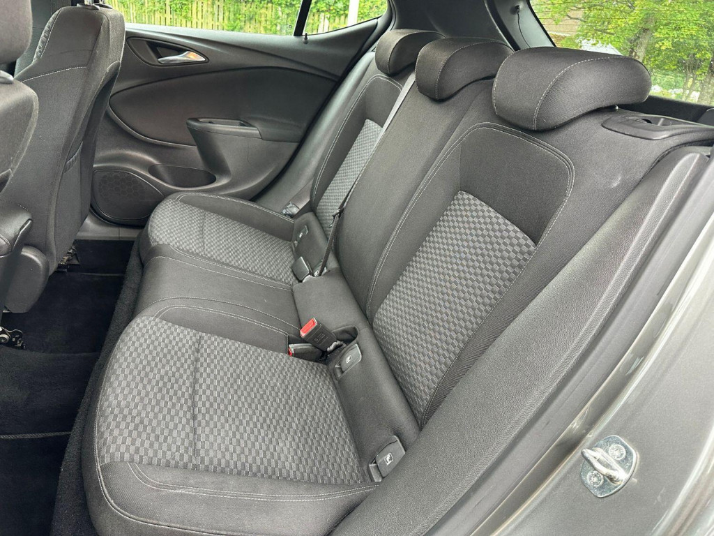 VAUXHALL ASTRA