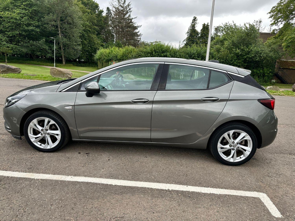 VAUXHALL ASTRA