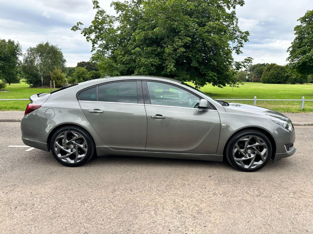 VAUXHALL INSIGNIA