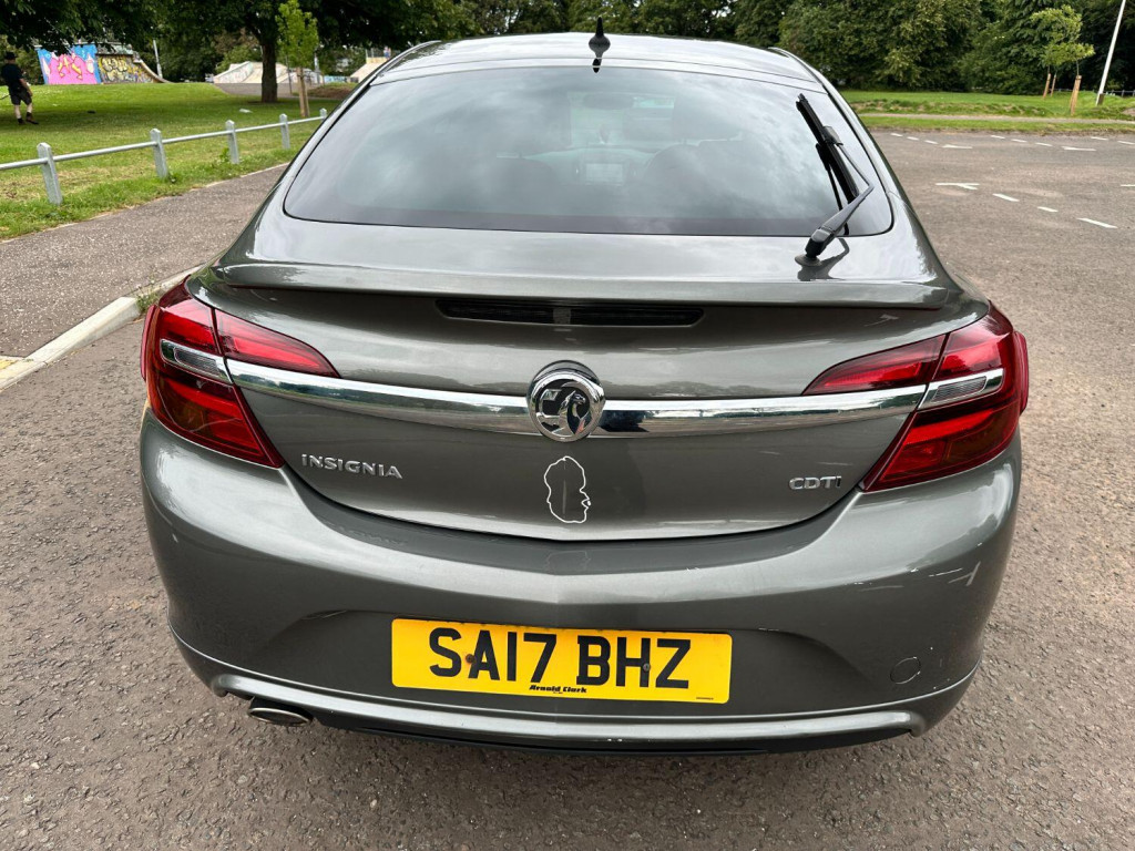 VAUXHALL INSIGNIA