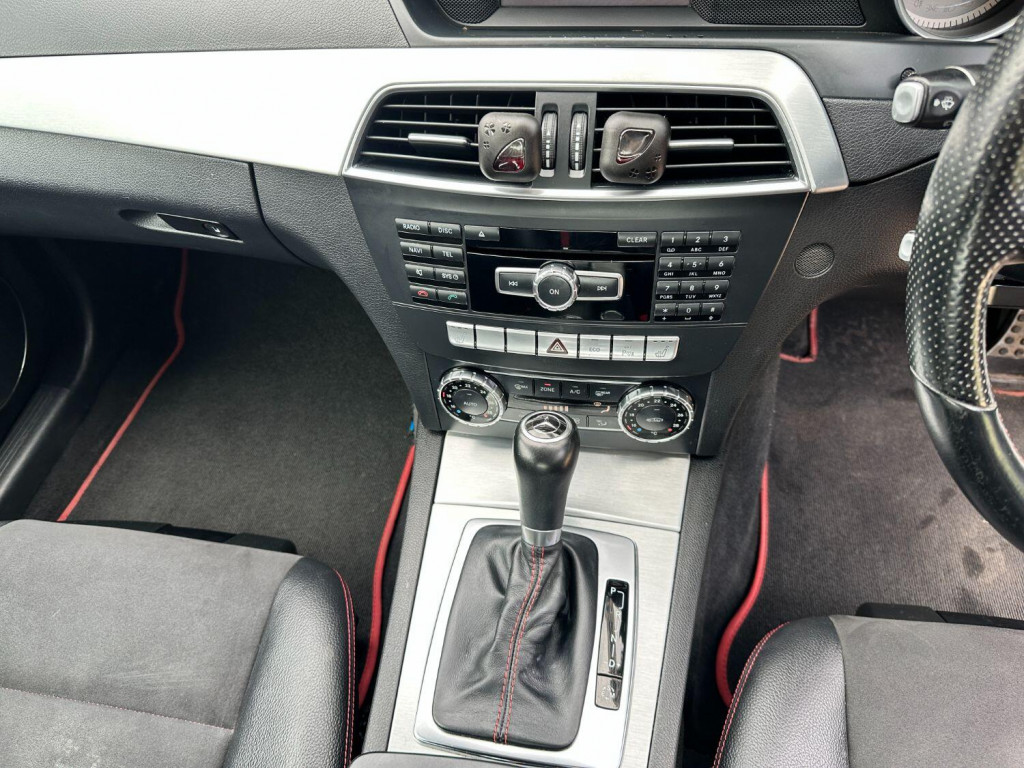 MERCEDES-BENZ C CLASS