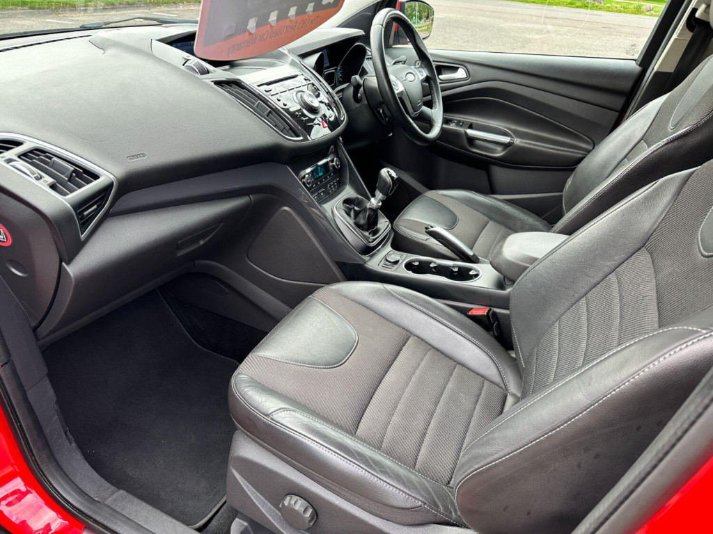 FORD KUGA