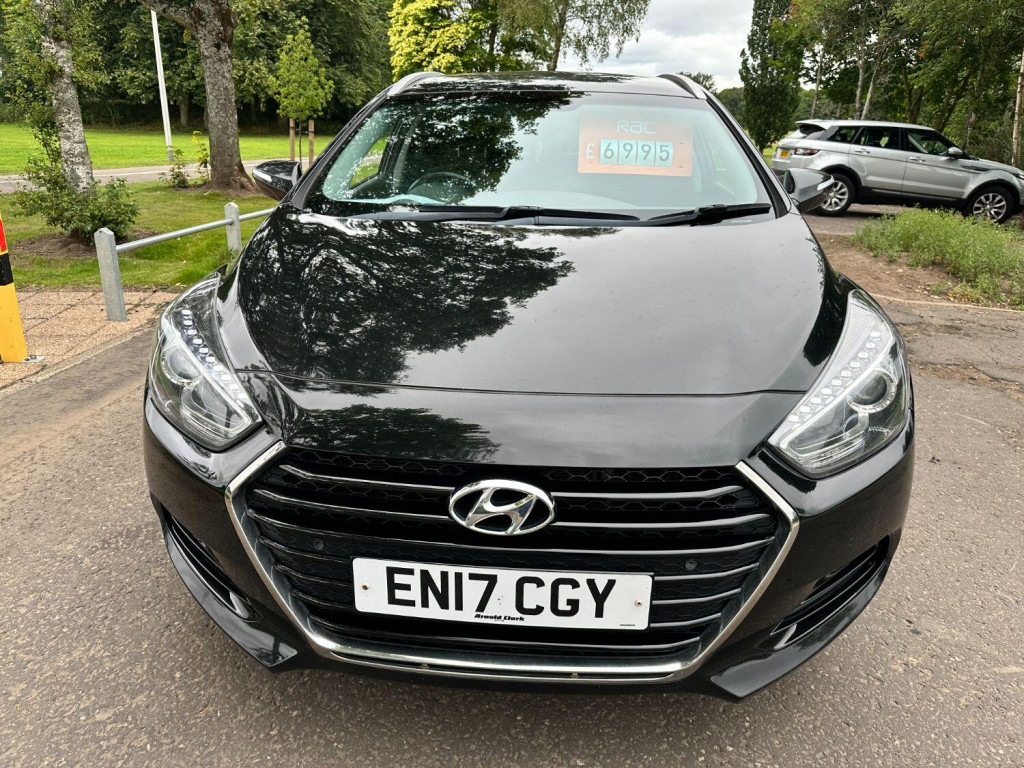 View HYUNDAI I40 1.7 CRDi Blue Drive SE Nav