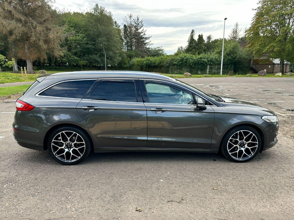 FORD MONDEO