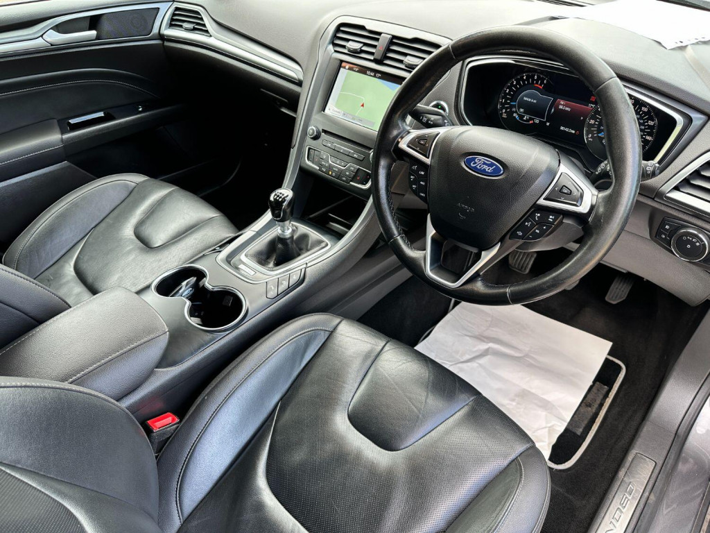 FORD MONDEO
