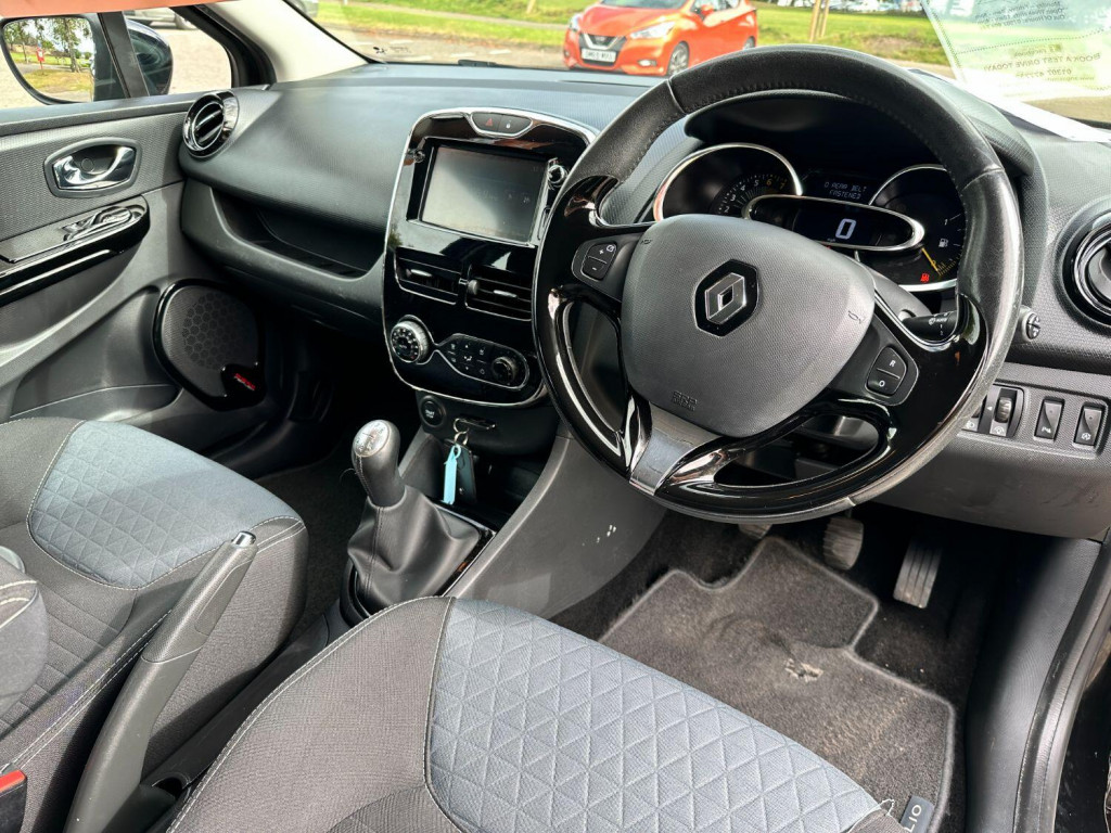 RENAULT CLIO