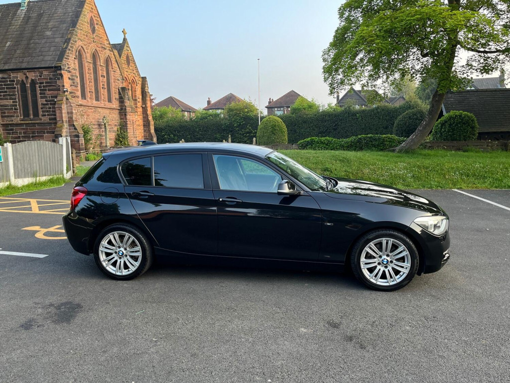 BMW 1 SERIES