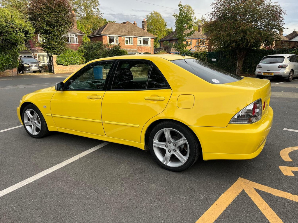 TOYOTA ALTEZZA