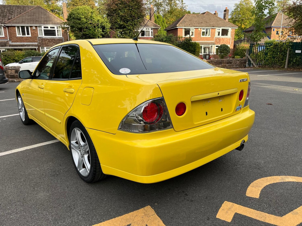 TOYOTA ALTEZZA