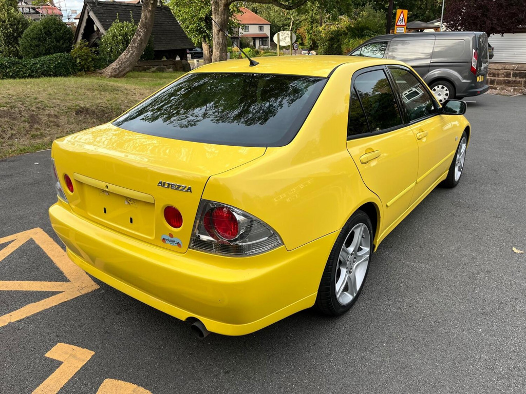 TOYOTA ALTEZZA
