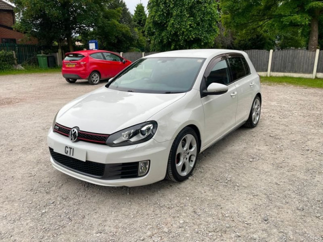 VOLKSWAGEN GOLF GTi DSG TSi