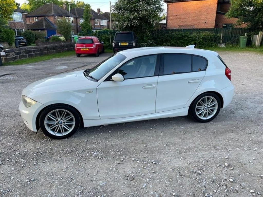 BMW 1 SERIES