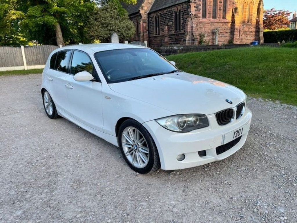 BMW 1 SERIES