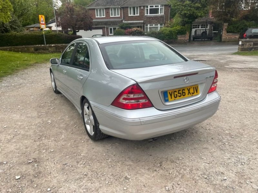 MERCEDES-BENZ C CLASS