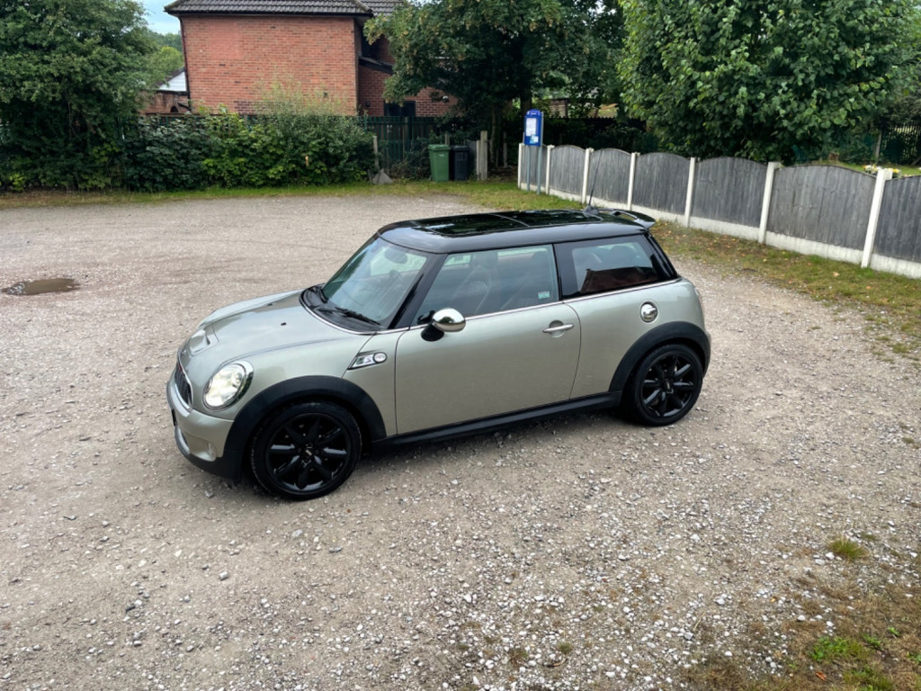MINI MINI