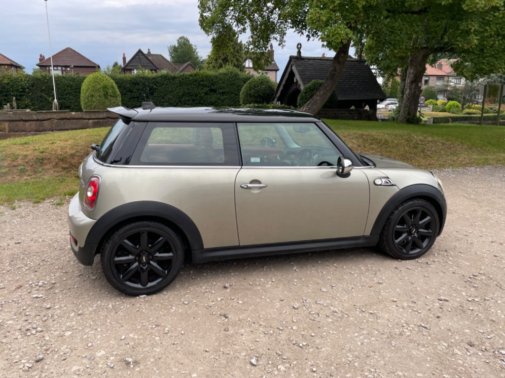 MINI MINI